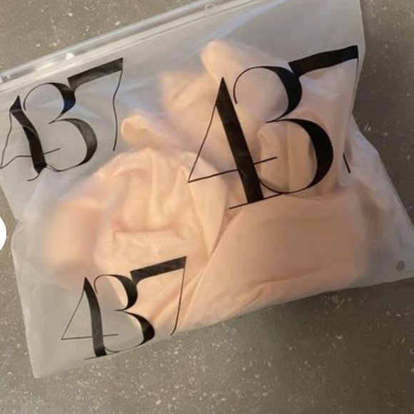 BNWT 437 Bathing Suit - Picture 5 of 5